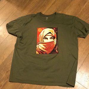 Obey shirt